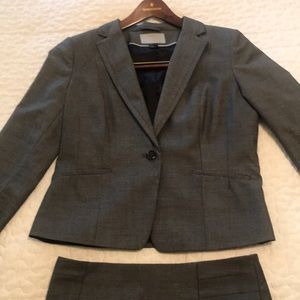 Gray H&M suit